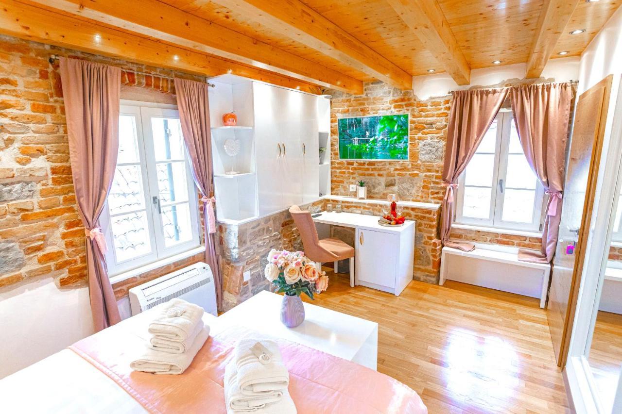 New Lux Villa Merissima สปลิท ภายนอก รูปภาพ